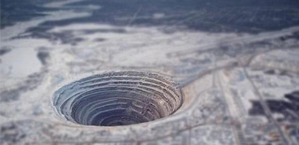Gold at the Kola Superdeep Borehole: why was the project closed?
